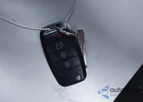 2016 Kia Sportage Lx z USA, uszkodzony, nr VIN KNDPBCAC1G7818891